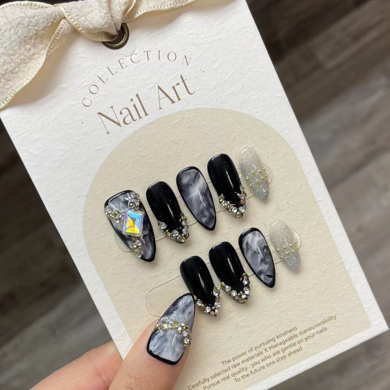 Handmade Press on Nails Black  - Nail Art Pink recension och pris